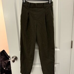 LOFT XS Petite Dark Green Crop pants work wear